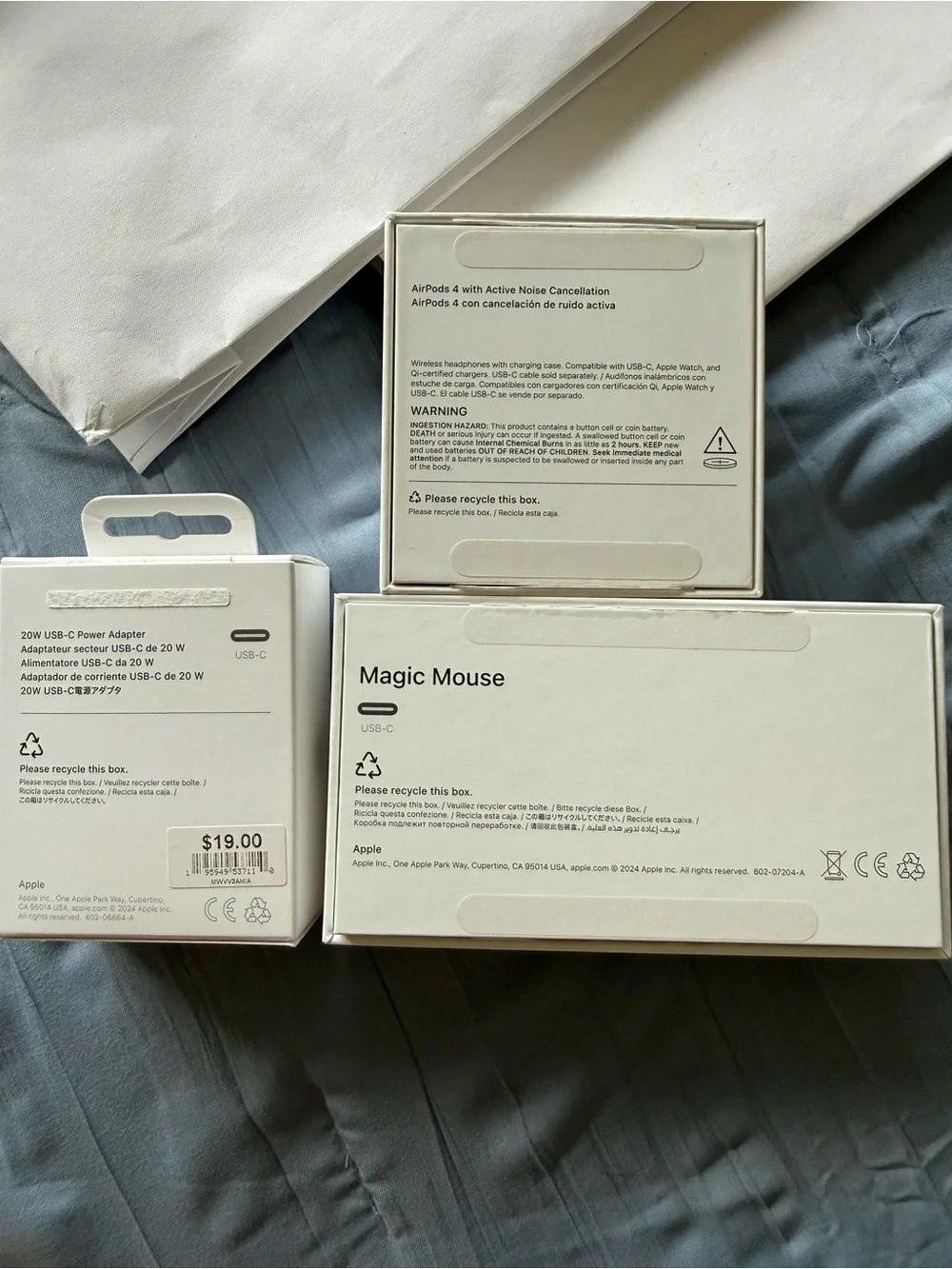 Bundle empty boxes/ bags for Apple MacBook Air/ iPhone 12 & 16 Pro Max/ AirPod 4